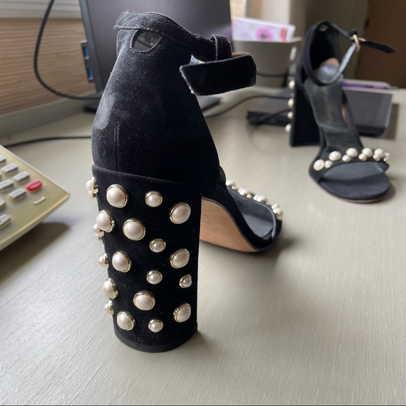 Stuart Weitzman black suade block heel w/ pearl white gold details in size 9.5 - Picture 10 of 16